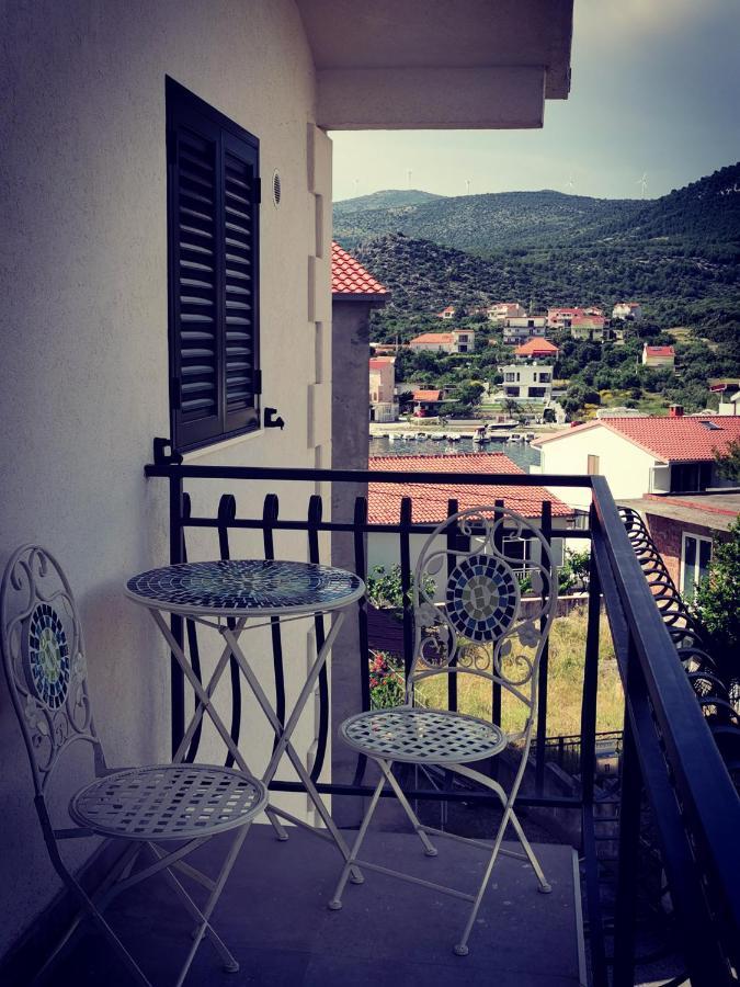 Appartamento Jbl Seget Vranjica Esterno foto